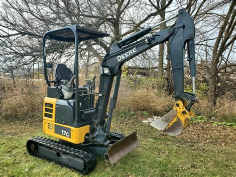 john deere mini 17g excavator trailer loading|john deere 17g track size.